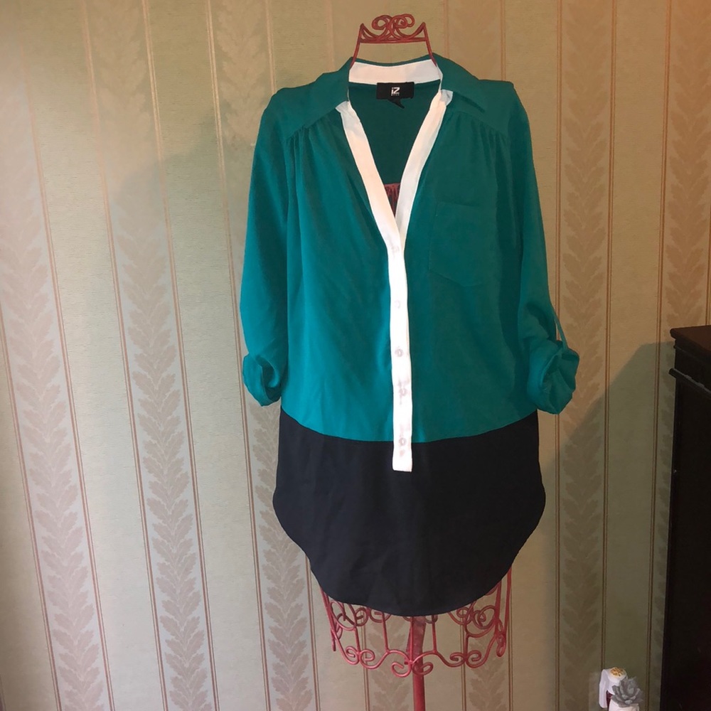Women’s blouse